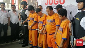 Incar Pengutang, Komplotan Pengganda Uang Menyaru Kiai Sakti