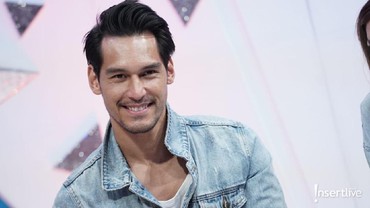 img-title Deg-degan, Melaney Ricardo Bongkar Status Hubungan Asmara Richard Kyle