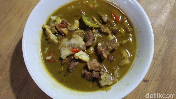 tongseng kambing pak nur