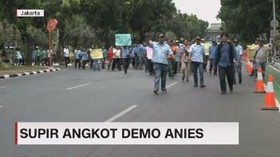 VIDEO: Puluhan Sopir Angkot Demo Anies
