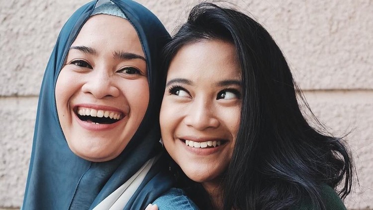 Ikke Nurjanah meraih penghargaan dalam AMI Awards 2019.