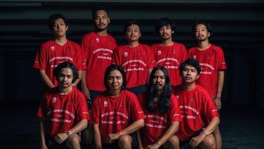 Lirik Lagu Gelora - .Feast & The Panturas