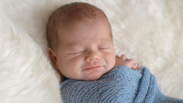 8 UCAPAN DOA DAN HARAPAN UNTUK BAYI BARU LAHIR