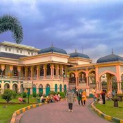 Rayakan Tahun Baru Islam dengan Kunjungi 8 Destinasi Wisata Islami Ini