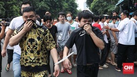 Polisi Serahkan 80 Warga China Tukang Tipu ke Imigrasi