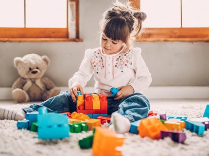 5 Mainan yang Bisa Bantu Tingkatkan Kecerdasan Anak