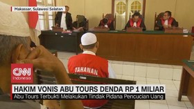VIDEO: Hakim Vonis Abu Tours Denda Rp 1 Miliar