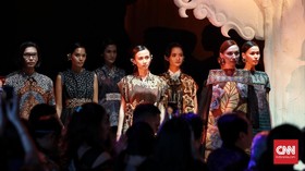 'Mataguru', Ruh Iwan Tirta dalam Batik Tiga Babak