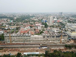 Resmikan Apartemen Nempel Stasiun, Jokowi: Beli, Bonusnya Dapat Kereta