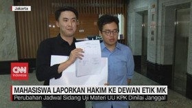 VIDEO: Mahasiswa Laporkan Hakim ke Dewan Etik MK