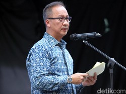 Sabar Ya! Insentif Kendaraan Listrik hingga Hybrid Masih Abu-abu