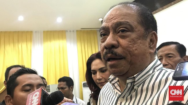 Wacana penundaan pemilu 2024 pelan tapi pasti mulai mendapat dukungan partai-partai koalisi. Setelah PKB dan PAN, giliran Golkar beri sinyal dukung wacana itu.