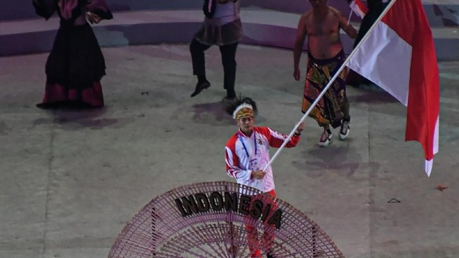 Kontingen Indonesia berada di posisi ketiga klasemen sementara SEA Games 2021 (2022) usai merebut tujuh medali emas, Jumat (13/5).