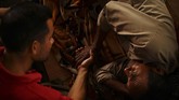 FOTO: Potret Kelaparan akibat Krisis Venezuela Krisis Venezuela yang terjadi sejak Pemilu 2018 berbuntut panjang dan menyisakan krisis ekonomi bagi warganya.