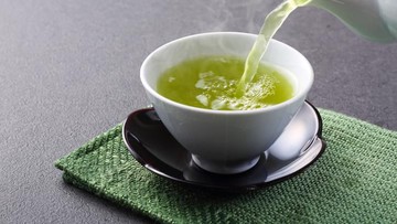 CARA MENYEDUH TEH HIJAU UNTUK DIET DAN WAKTU TEPAT MEMINUMNYA