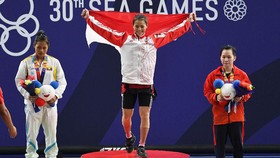 Mengejar Rekor Angkat Besi SEA Games di Tengah Mini Olimpiade