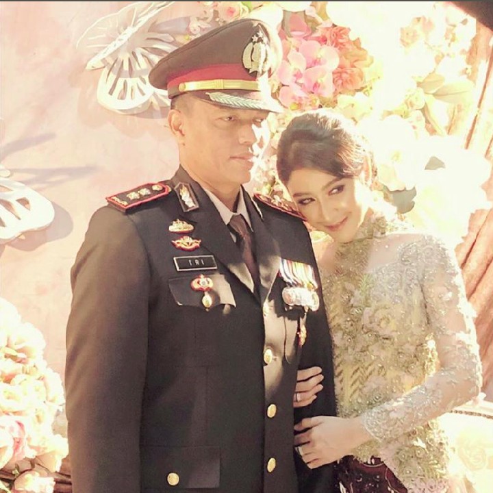 <p>Semoga selalu langgeng dan bahagia ya, Uut dan suami. (Foto: Instagram @uutpermatasari)  </p>