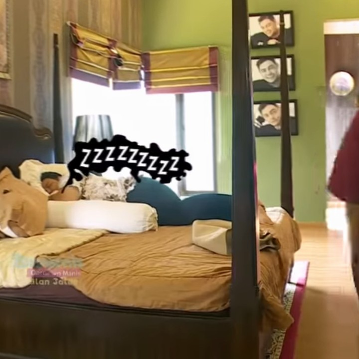 <p>Wajar saja, soalnya tempat tidur milik Ivan ini terbuat dari kayu jadi asli lho. (Foto: YouTube Brownis Trans TV)</p>