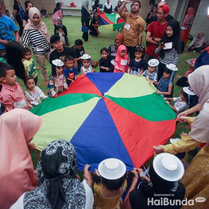 <p>Bunda-bunda juga tak mau ketinggalan ikut serta. (Foto: HaiBunda)</p>