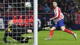 FOTO: Messi dan Ter Stegen Bawa Barcelona Menang Lionel Messi dan Marc-Andre Ter Stegen menjadi pahlawan kemenangan Barcelona saat mengalahkan Atletico Madrid 1-0 pada lanjutan Liga Spanyol.