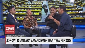 VIDEO: Jokowi Diantara Amandemen Dan Tiga Periode
