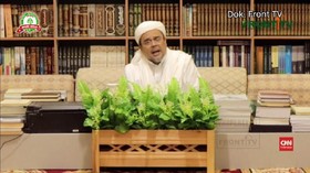 VIDEO: Rizieq Klaim Diasingkan Rezim Jokowi