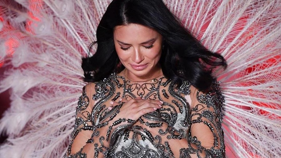 Simak beberapa alasan pergelaran busana Victoria's Secret berhenti tayang. 