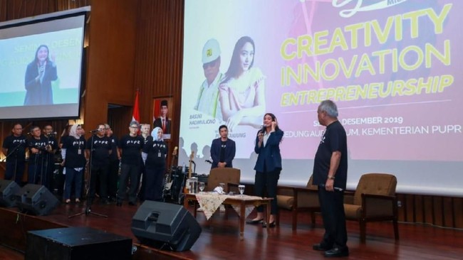 Menteri PUPR Basuki Hadimuljono menyebut untuk menjadi pemimpin pendobrak, generasi milenial tak cuma modal pintar melainkan harus mampu kreatif dan inovatif.