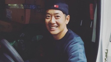 Dulu Tenar, Sekarang Idol Ini Jadi Tukang Antar Barang