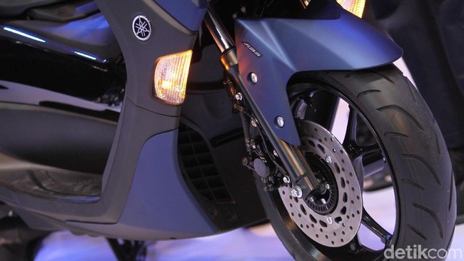 Yamaha bersiap menghadapi tahun 2020 dengan memperkenalkan New Yamaha NMAX di Kemayoran, Jakarta. Senin (2/12/2019). Motor yang dinanti-nanti perubahannya ini dibandrol dengan harga 30 jutaan.