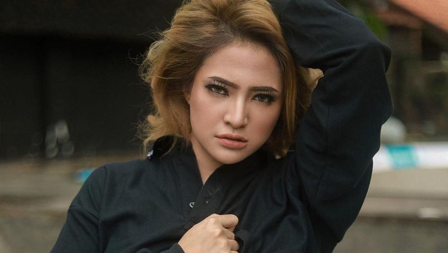Marshanda Tak Lagi Berhijab, Sienna: Aku Takut Ibu Masuk Neraka Sienna Ameerah Kasyafani takut Marshanda masuk neraka.