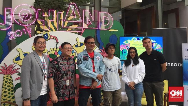 Musisi Asing hingga Komika Akan Isi Joyland Festival Setelah lima tahun absen, Joyland Festival kembali hadir dan membawa banyak musisi asing hingga komika yang belum banyak dikenal.