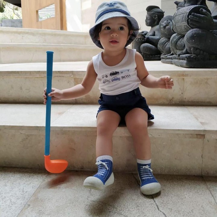 Pada September 2018 lalu, Carissa Puteri dikaruniai anak kedua yang diberi nama Zenecka Acana Naif. (Foto: Instagram @carissa_puteri)