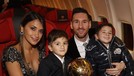 Berikut ini momen-momen kompak Lionel Messi bersama anak dan istri&period; Siap-siap dibikin iri ya Insertizen&period;