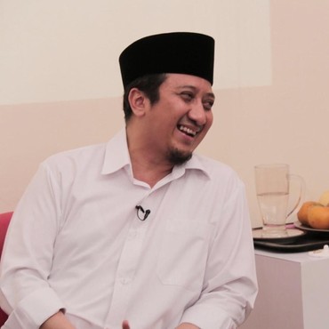 Tega Banget, Ustaz Yusuf Mansur Sumpahi Miskin Jemaah yang Tak Mau Sedekah