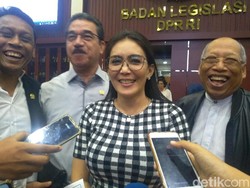 PDIP Bicara soal Penggantian Rieke di Kursi Pimpinan Baleg DPR