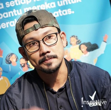Pernah Hidup Susah, Denny Sumargo Cari Makan di Tempat Sampah