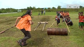 VIDEO: Lomba Dorong Tual Sagu di Tebing Tinggi Timur