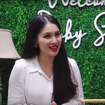 Singgung Soal Anak, Sandra Dewi Kesal dan Balas Komentar Netizen