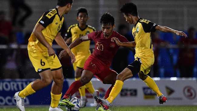Berikut klasemen akhir Grup B SEA Games 2019 usai Timnas Indonesia berhasil mengalahkan Laos pada laga pamungkas, Rabu (5/12).