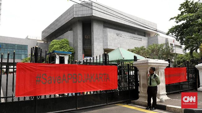 PSI Minta BPRD DKI Jelaskan Pengadaan 1 Komputer Rp128,9 M