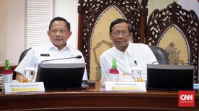Jokowi Setujui Pengunduran Diri Mahfud, Tito Jadi Plt Menko Polhukam
