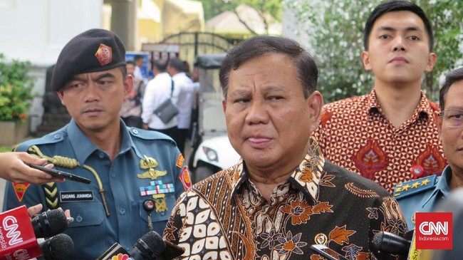 Ketua Umum Partai Gerindra Prabowo Subianto berkelakar dirinya kini berteman dengan wartawan.