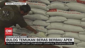 VIDEO: Bulog Temukan Beras Berbau Apek di Medan