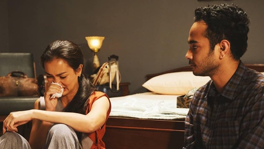 Mantan Manten Ulasan mengenai sejumlah film Indonesia yang mengakat kearifan adat dan budaya lokal.