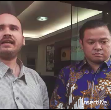 Benarkah Arya Claproth Pernah Masuk Rumah Sakit Jiwa?