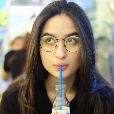 Lirik Lagu Touch - Stephanie Poetri