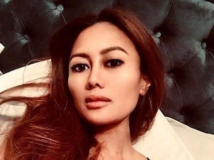 7 Potret Glamor Sosialita Hong Kong Asal RI Azura yang Diduga Penipu