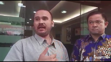 img-title Syarat Karen 'Idol' Bertemu Anak, Harus Digeledah Seluruh Tubuh