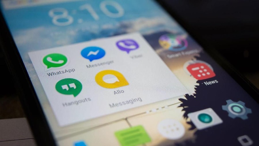 Kamu sebaiknya mencoba fitur-fitur WhatsApp berikut ini jika ingin tahu apa yang dilakukan pacar tanpa sepengetahuanmu.